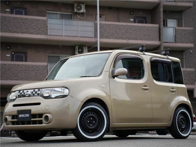 NISSAN　CUBE