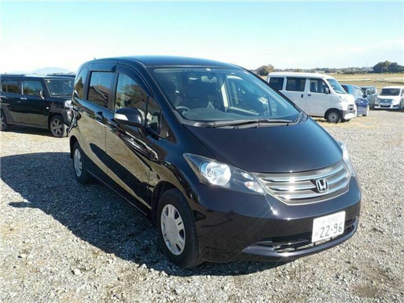 HONDA　FREED