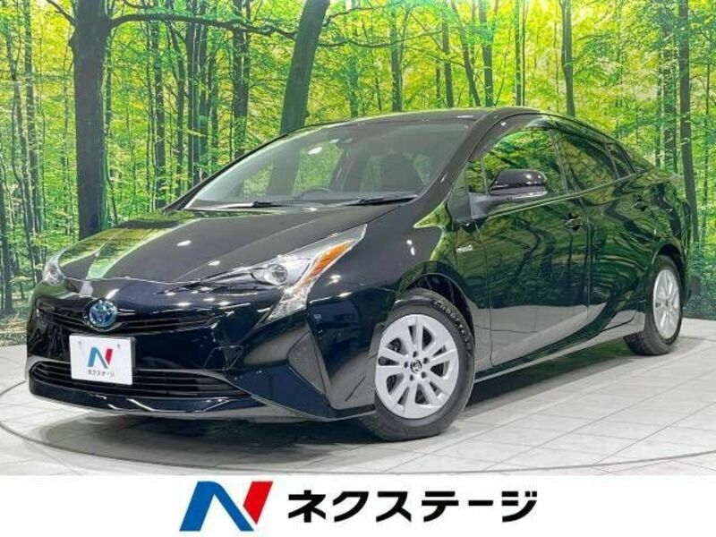 TOYOTA　PRIUS