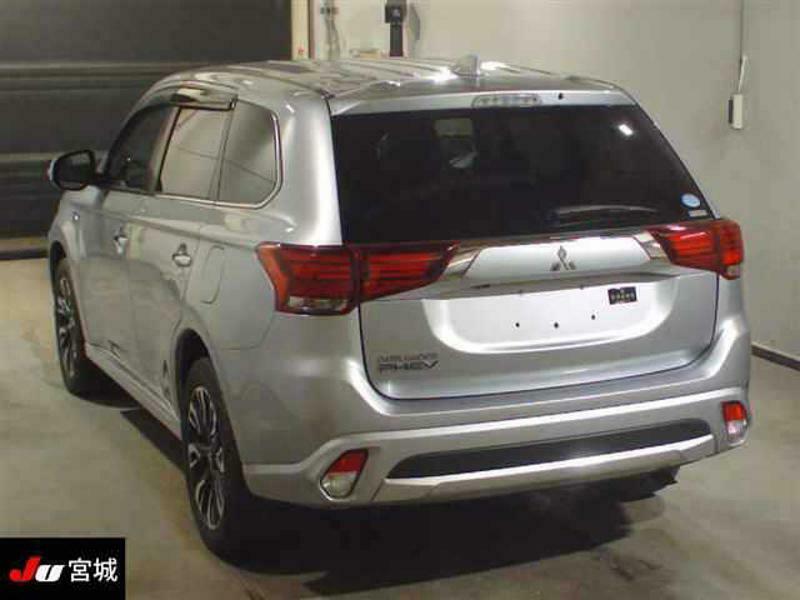 OUTLANDER PHEV-43