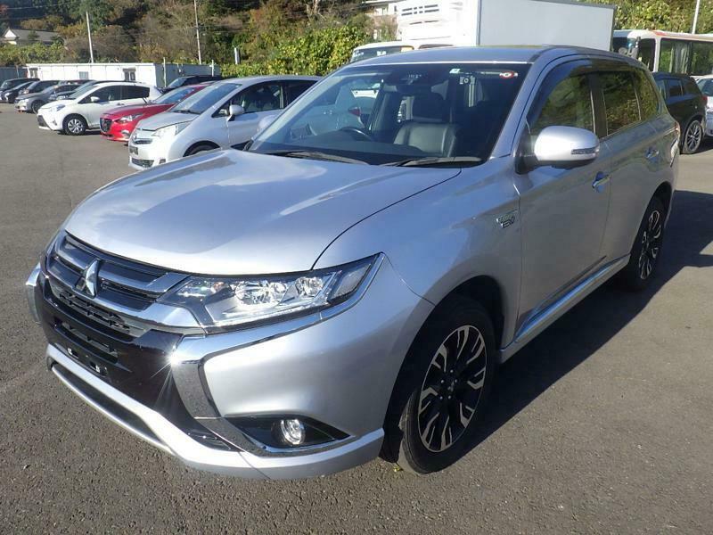 OUTLANDER PHEV-46