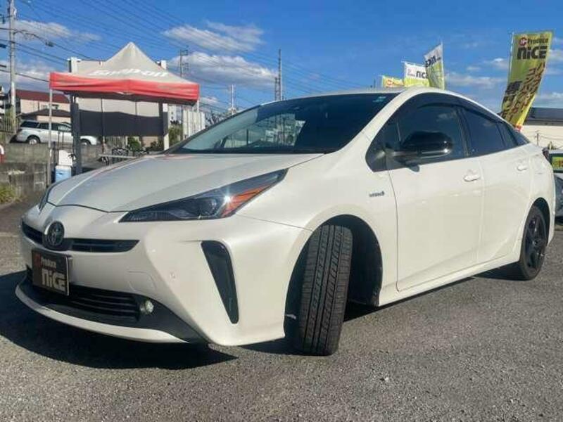 PRIUS-11