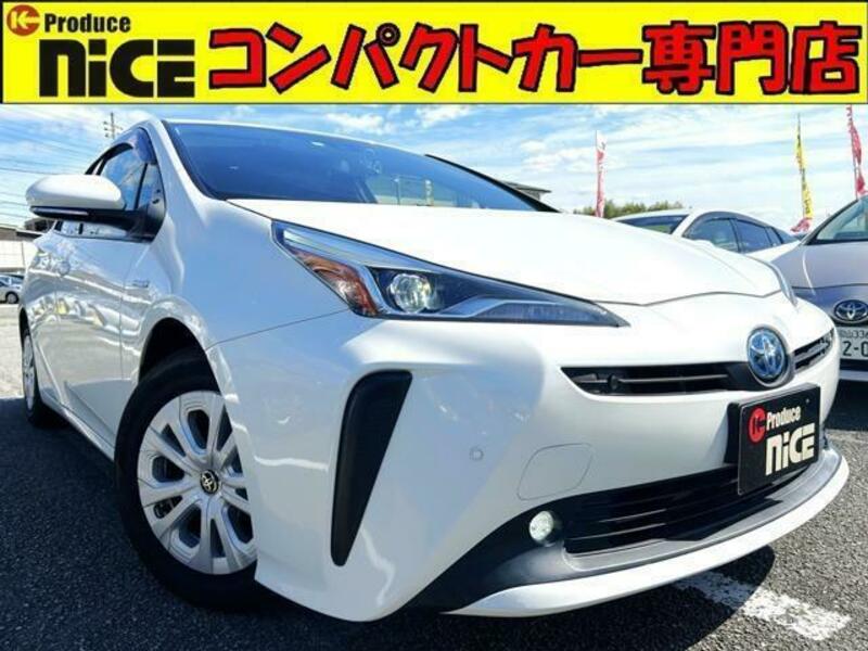 TOYOTA　PRIUS