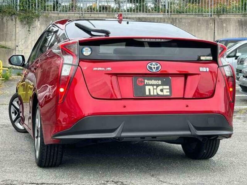 PRIUS-1