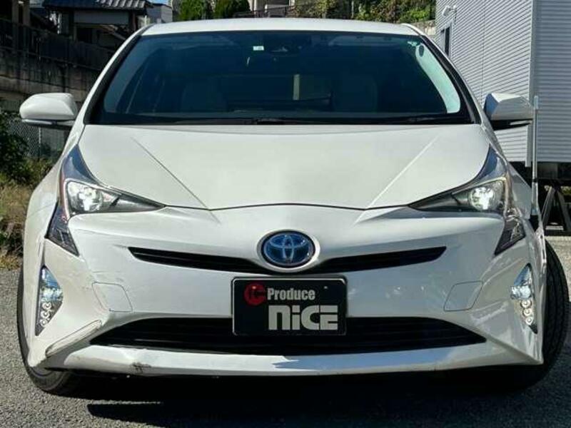 PRIUS-10