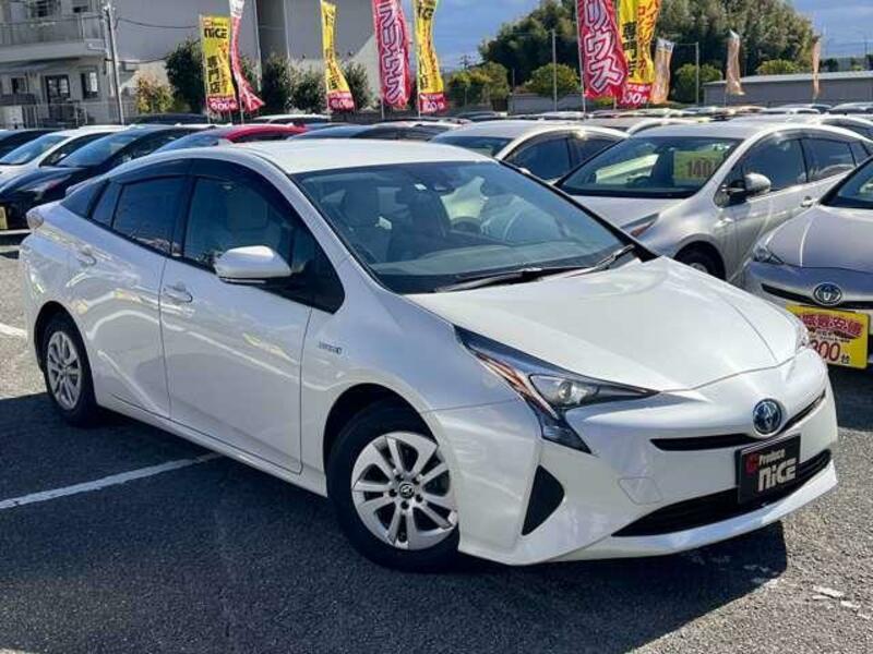 PRIUS-4