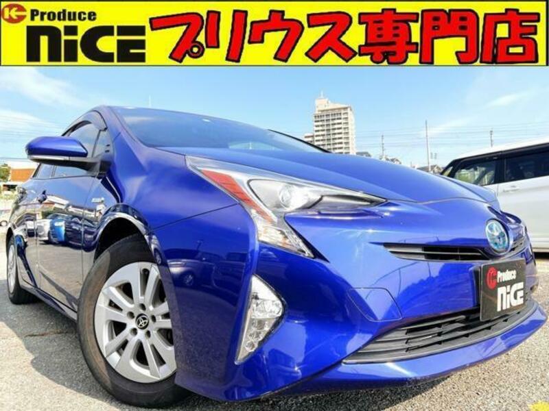 TOYOTA　PRIUS