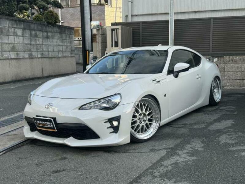 TOYOTA 86