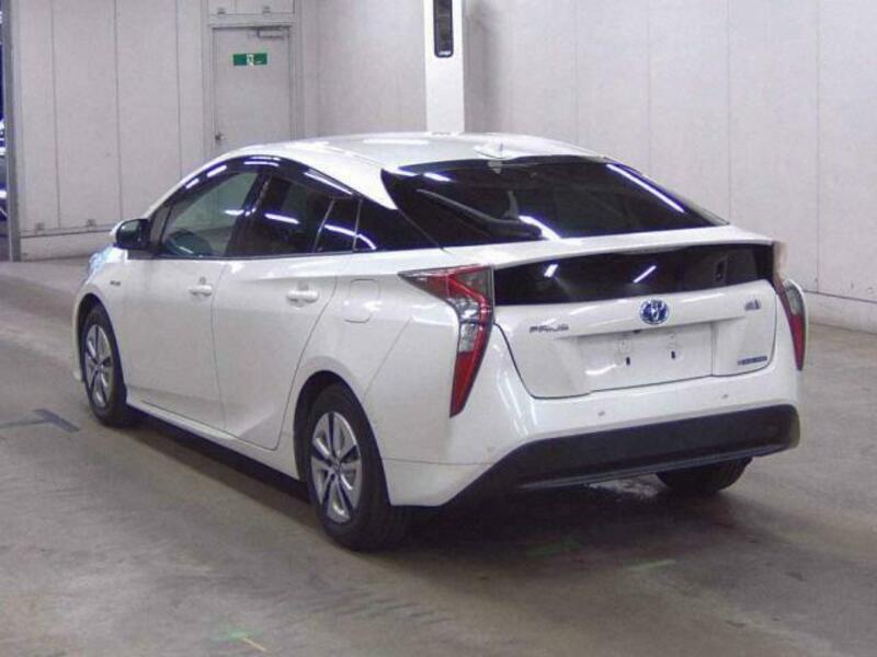 PRIUS-1