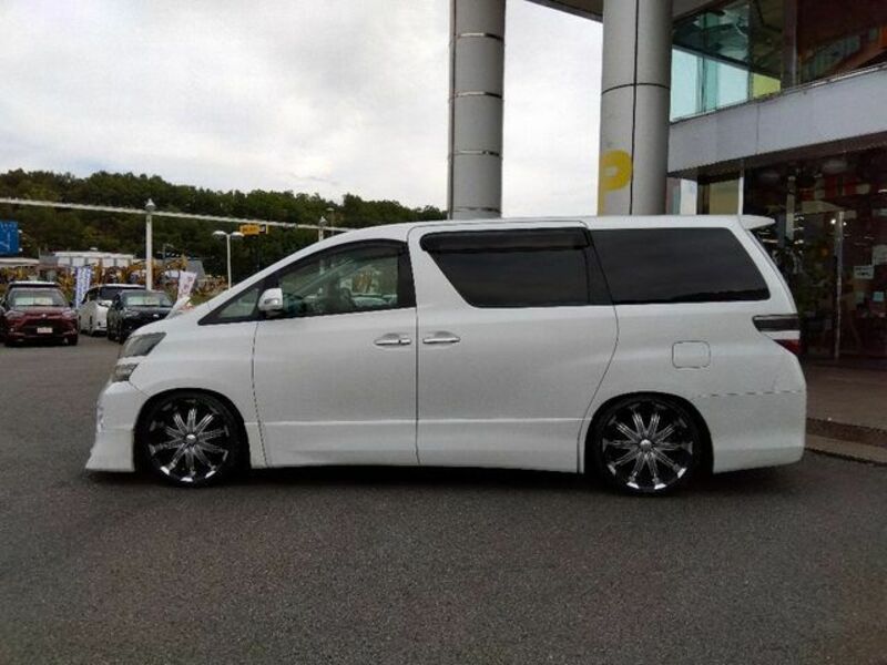 VELLFIRE