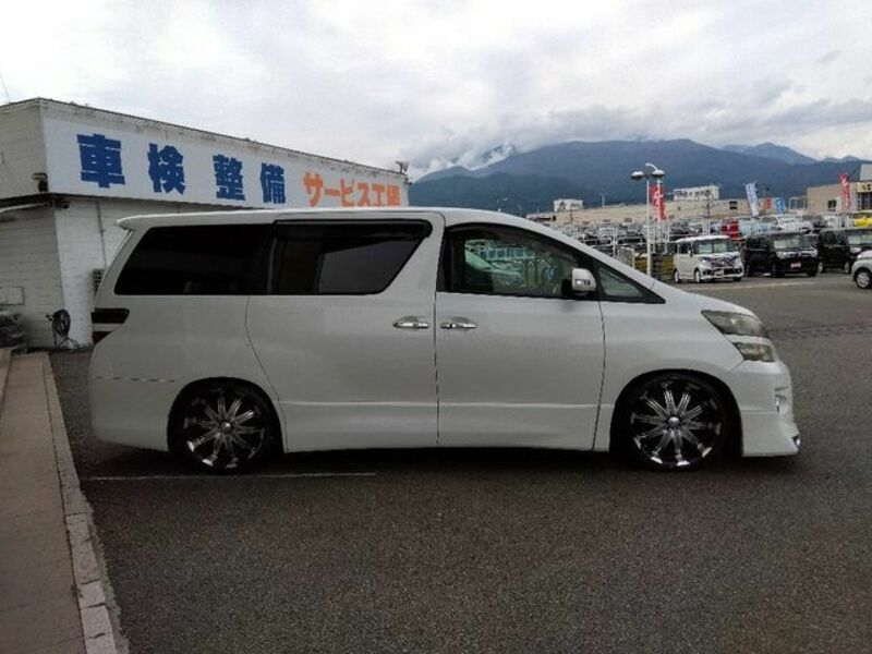 VELLFIRE