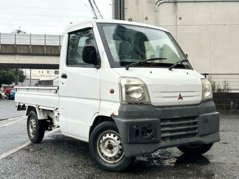 MITSUBISHI　MINICAB TRUCK