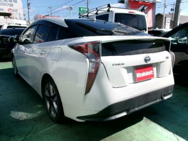 PRIUS-7