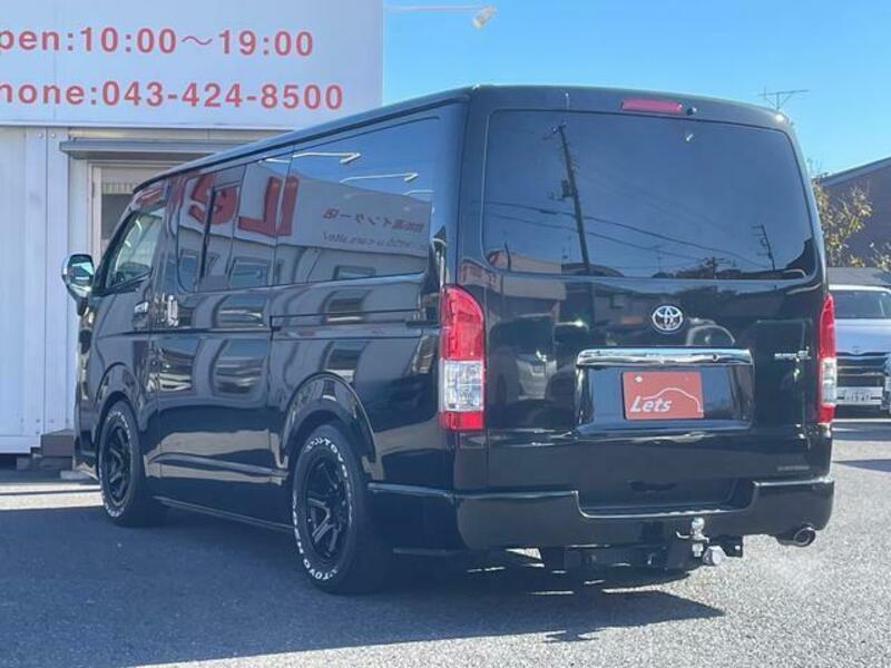 HIACE VAN-9