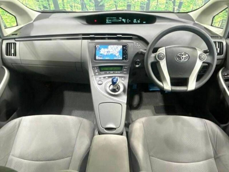 PRIUS-1