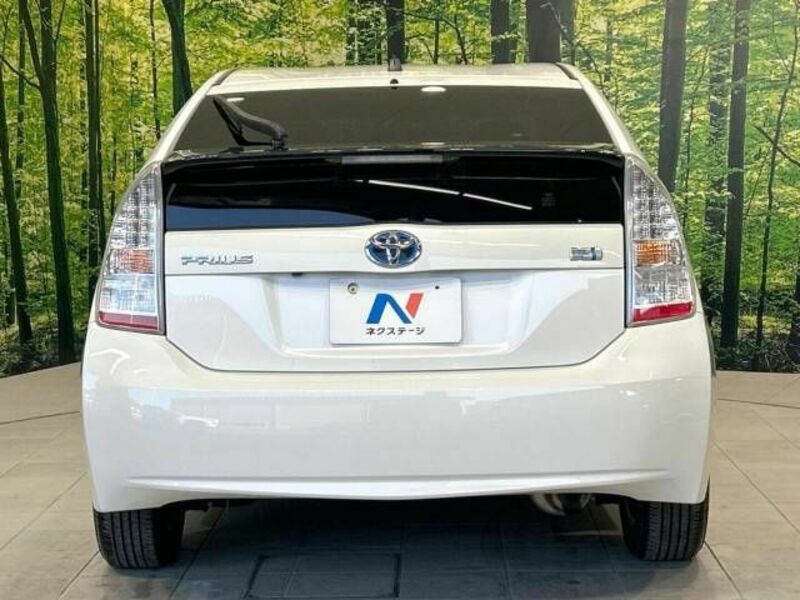 PRIUS-15