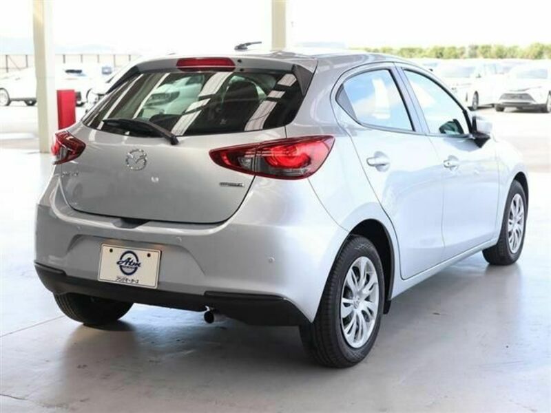 MAZDA2-3