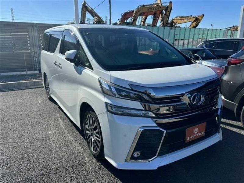 TOYOTA　VELLFIRE