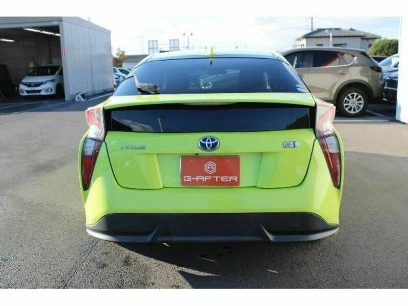 PRIUS-3