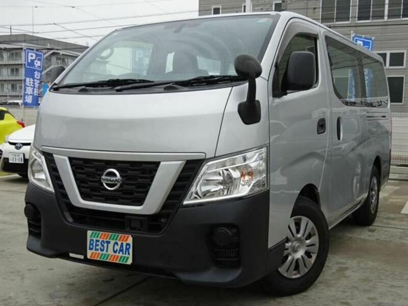 NISSAN　NV350 CARAVAN