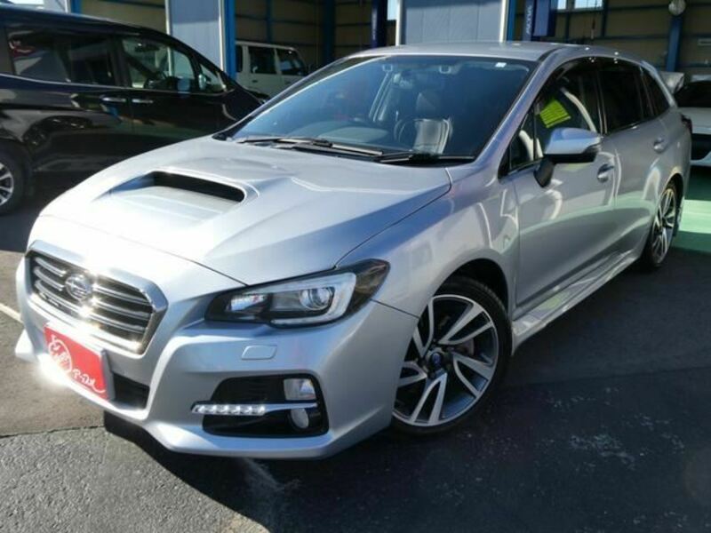 SUBARU　LEVORG