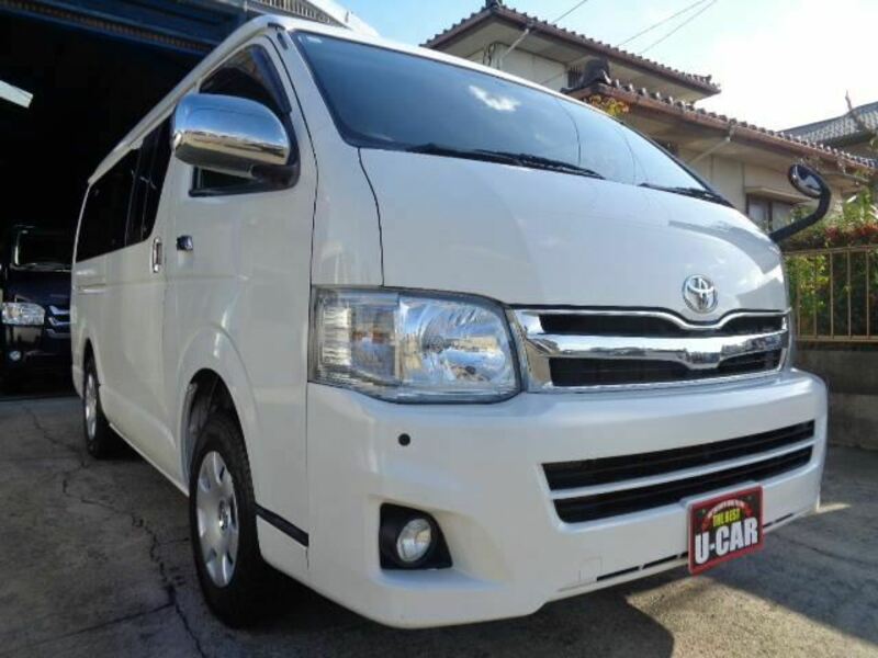 HIACE VAN-1