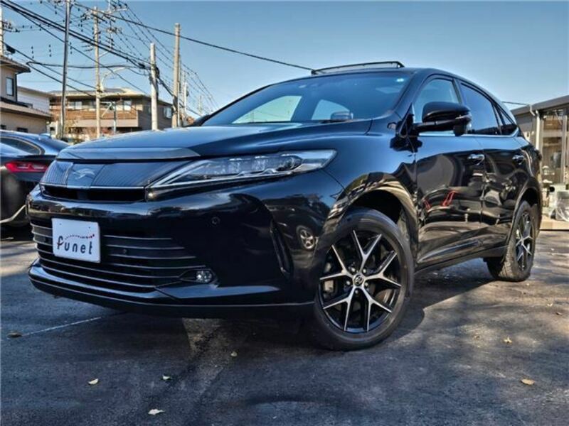 TOYOTA HARRIER