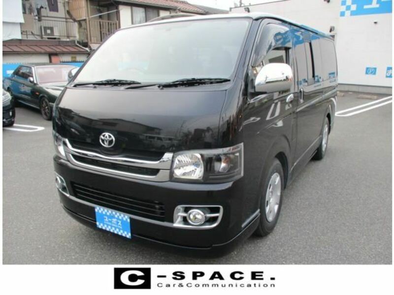 TOYOTA　HIACE VAN