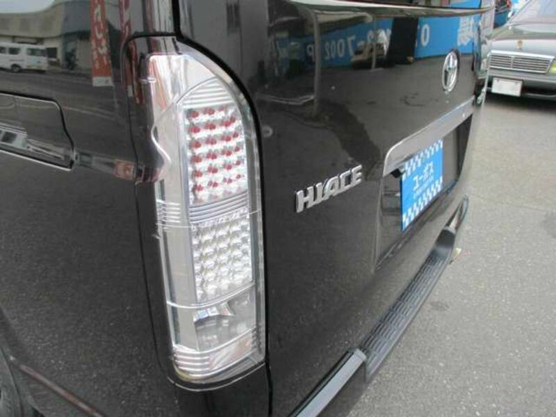 HIACE VAN-3