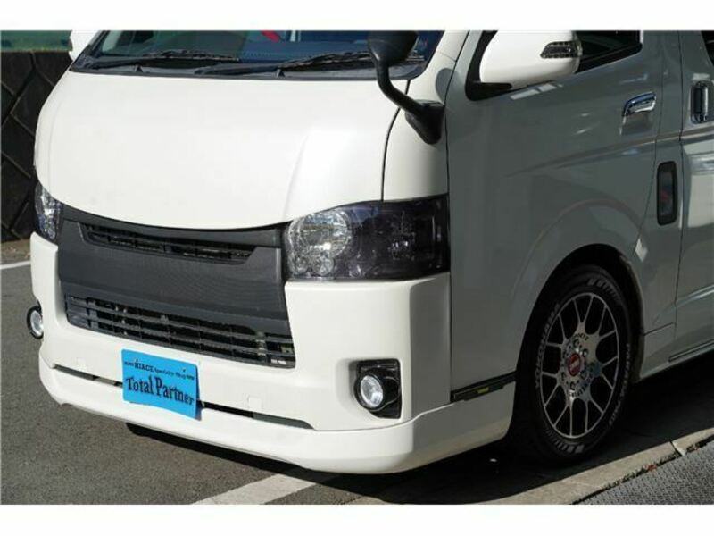 HIACE VAN-4