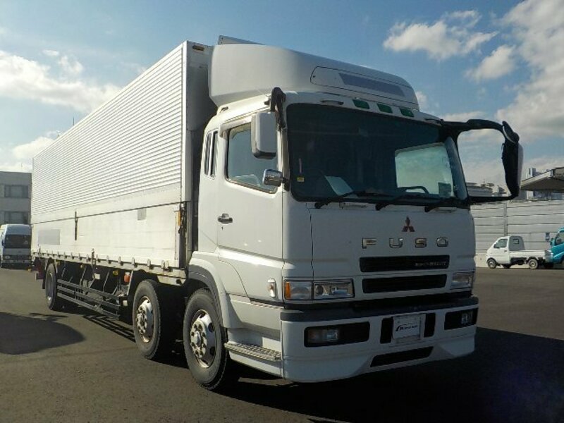 FUSO TRUCK