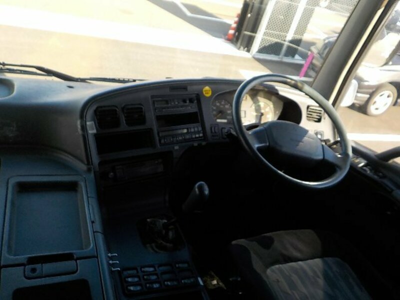 FUSO TRUCK