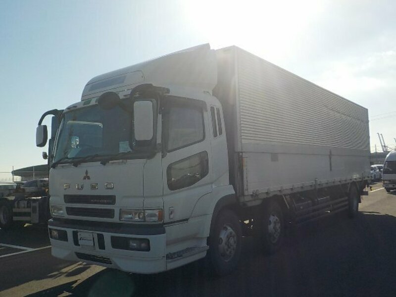 FUSO TRUCK