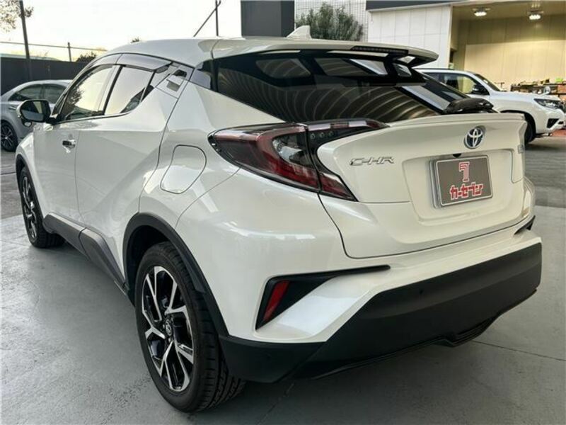 C-HR-6