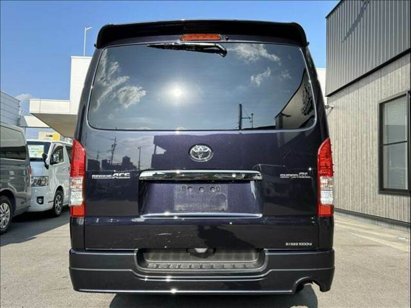 HIACE VAN-2