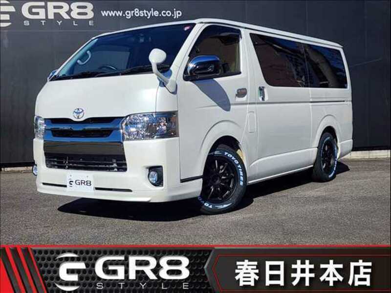 TOYOTA　HIACE VAN