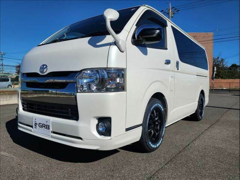 HIACE VAN-11