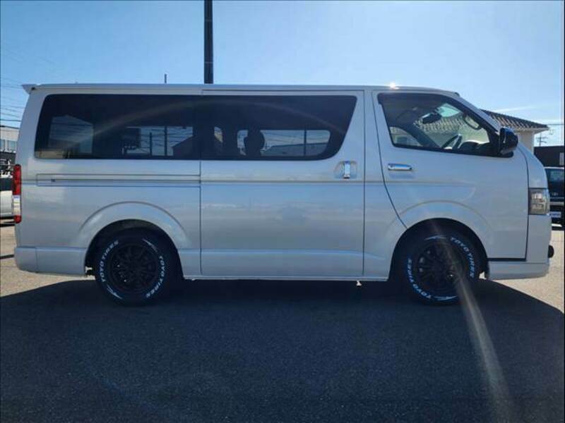 HIACE VAN-12