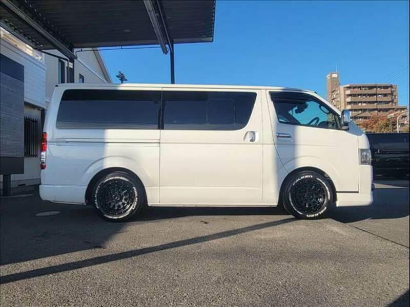 HIACE VAN-12