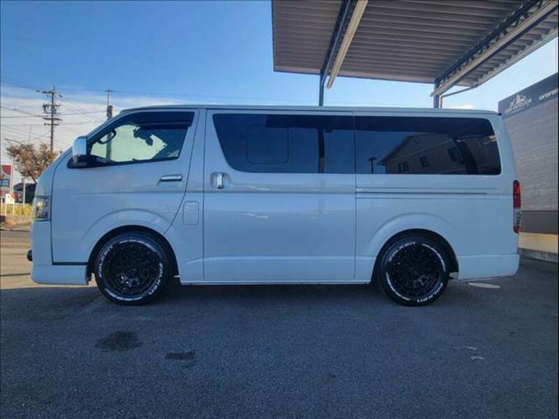 HIACE VAN-13