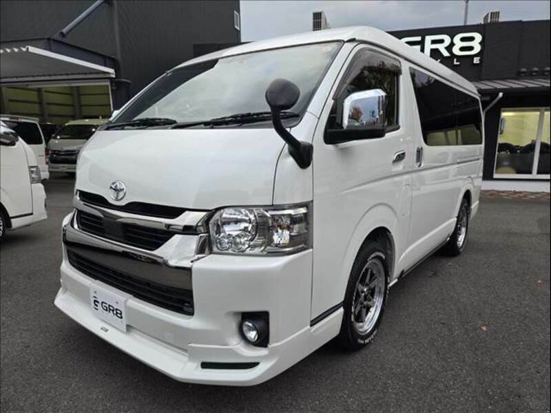 HIACE VAN-11