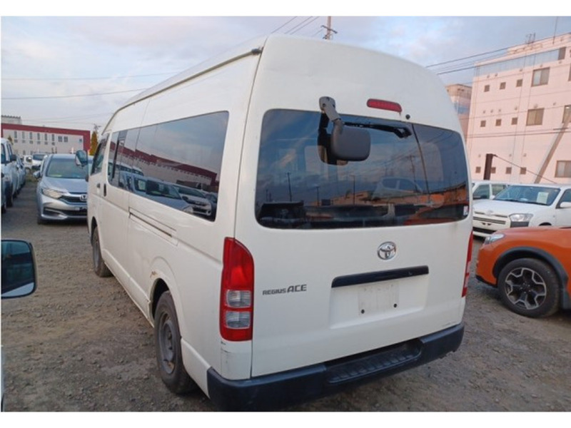 HIACE VAN-3