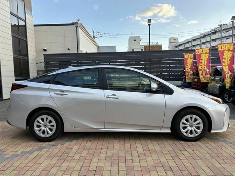 PRIUS-6