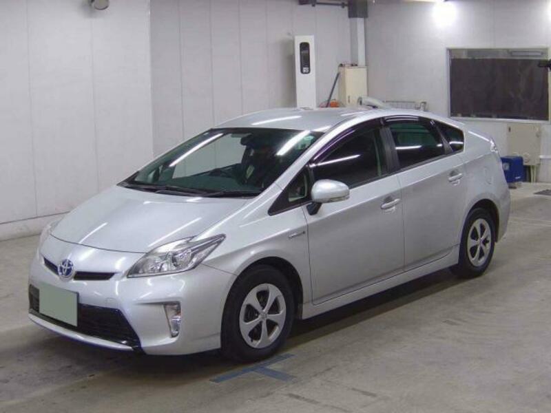 PRIUS-4