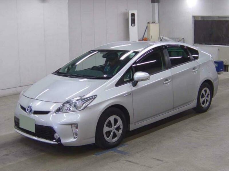 PRIUS-4