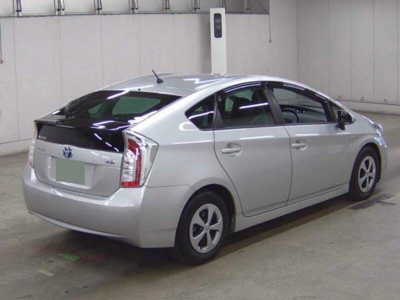 PRIUS-5