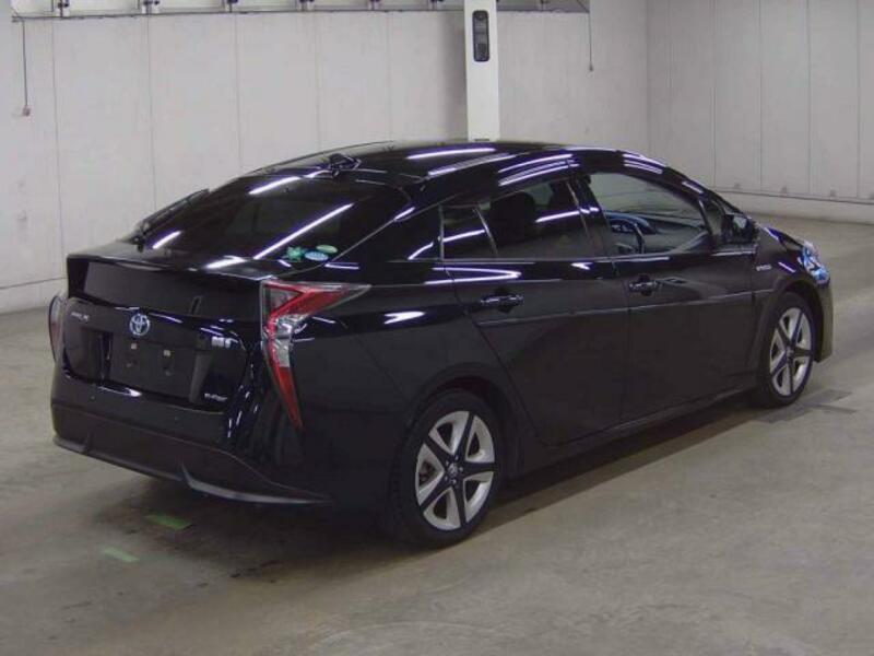 PRIUS-3