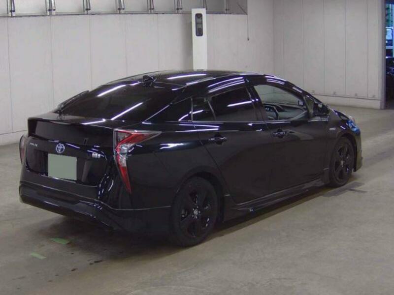 PRIUS-1