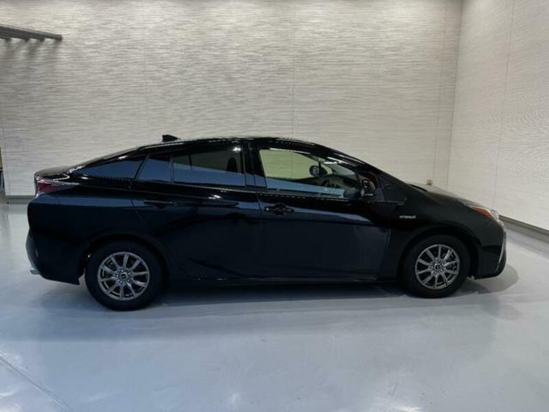 PRIUS-15