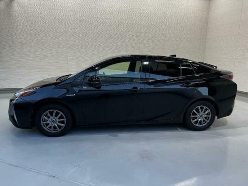 PRIUS-7